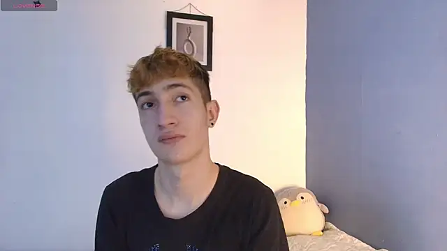 Erick Taylor3 online show from June 21, 7:41 pm