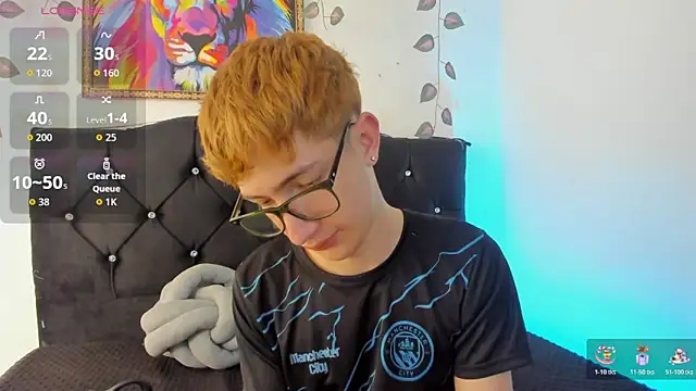 Snapshot of Erick_Taylor3 chatting on November 11, 7:30 pm Erick Taylor3 online show from November 11, 7:30 pm