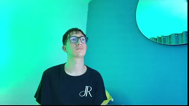 Erick Taylor3 online show from February 2, 8:19 pm