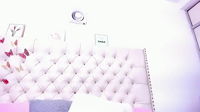 celena wonder online show from February 11, 7:25 pm