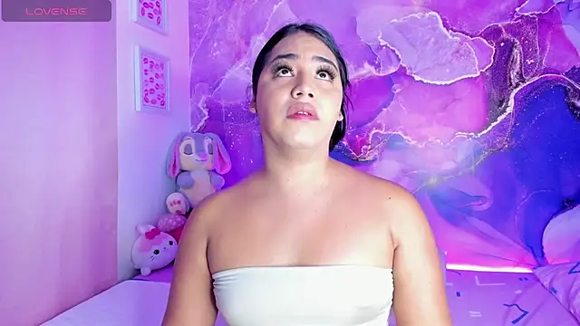 Snapshot of mishelbubble chatting on November 11, 7:41 pm mishelbubble online show from November 11, 7:41 pm