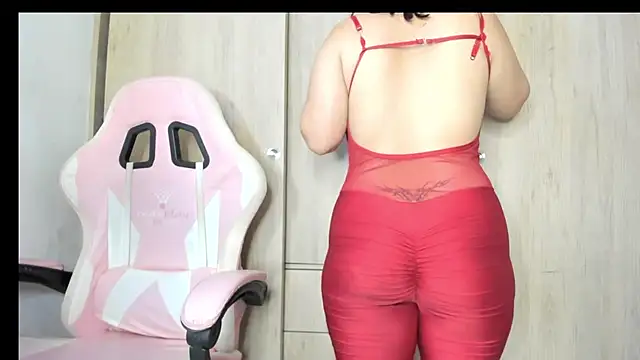 alahia66 online show from May 18, 11:48 am