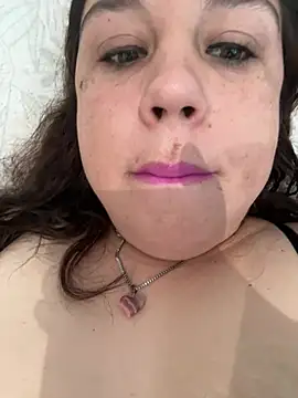 Rheetnena1 online show from January 13, 1:37 pm