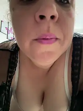 Rheetnena1 online show from February 4, 10:27 pm