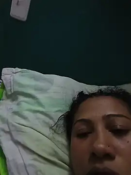 Snapshot of marimar_24 chatting on December 1, 10:43 pm marimar 24 online show from December 1, 10:43 pm