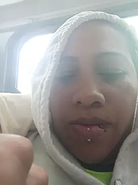 Snapshot of marimar_24 chatting on December 17, 9:53 pm marimar 24 online show from December 17, 9:53 pm