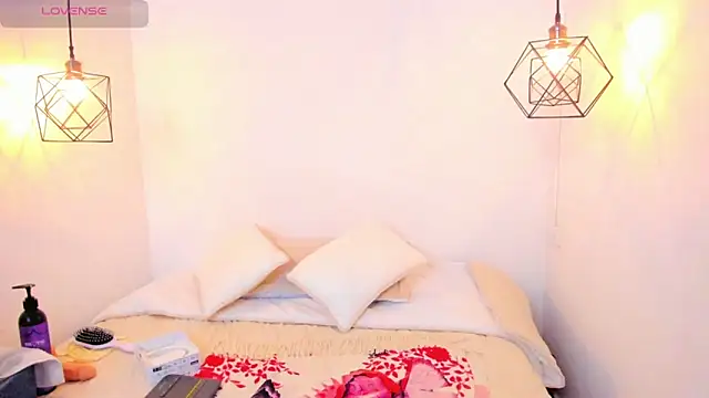 Georgia   online show from February 16, 7:56 pm