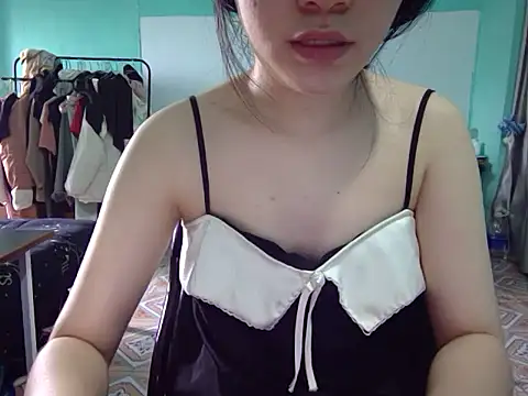 Snapshot of May2k2 chatting on November 8, 3:43 am May2k2 online show from November 8, 3:43 am