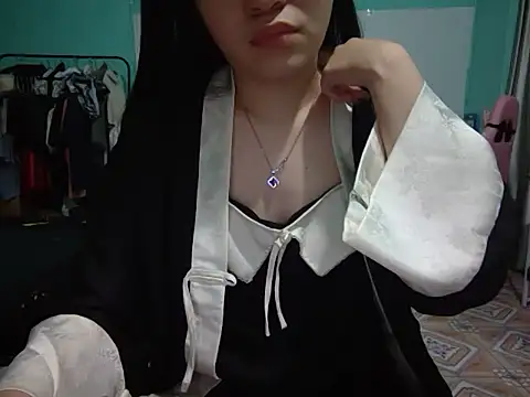 Snapshot of May2k2 chatting on October 24, 11:59 pm May2k2 online show from October 24, 11:59 pm