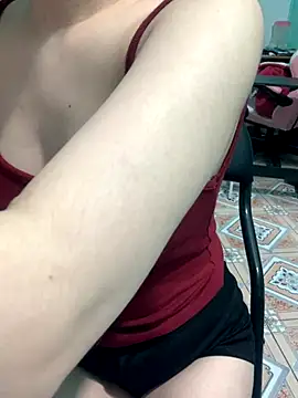 Snapshot of May2k2 chatting on December 5, 1:49 am May2k2 online show from December 5, 1:49 am