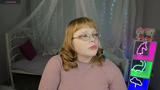 LottieReed online show from December 4, 4:28 pm