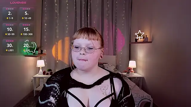 LottieReed online show from November 13, 3:49 pm