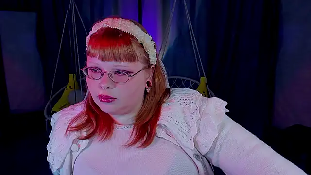 LottieReed online show from March 8, 5:05 pm