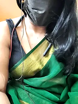 Snapshot of tamilammu1431 chatting on July 12, 5:03 pm tamilammu1431 online show from July 12, 5:03 pm