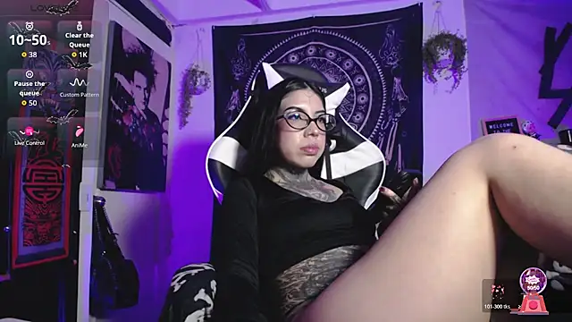 Snapshot of Dalia_Vorhees chatting on October 28, 1:28 am Dalia Vorhees online show from October 28, 1:28 am