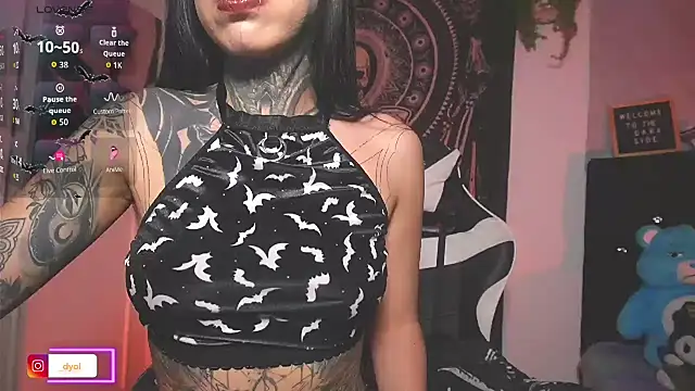 Snapshot of Dalia_Vorhees chatting on November 29, 1:17 am Dalia Vorhees online show from November 29, 1:17 am