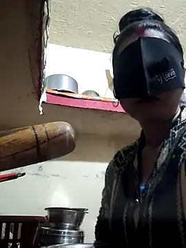 Snapshot of Pyaar_Ki_Pooja chatting on November 27, 4:24 am Pyaar Ki Pooja online show from November 27, 4:24 am