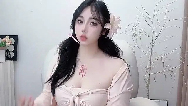 Love-hanzaizai718 online show from December 20, 3:37 pm