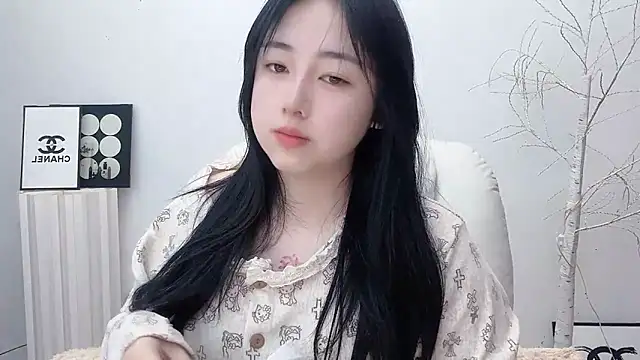 Snapshot of Love-hanzaizai718 chatting on November 18, 8:01 pm Love-hanzaizai718 online show from November 18, 8:01 pm