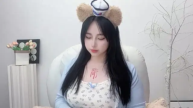 Snapshot of Love-hanzaizai718 chatting on November 26, 2:06 pm Love-hanzaizai718 online show from November 26, 2:06 pm