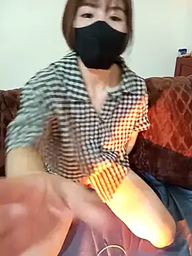 Cherry Le02 online show from December 5, 6:50 pm