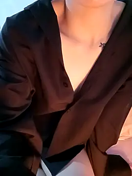 Cherry Le02 online show from November 5, 3:42 am