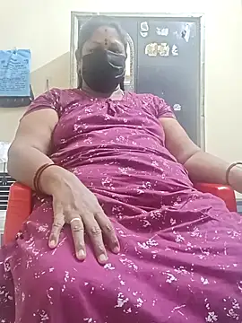 Snapshot of sreemamitha9 chatting on December 2, 1:24 pm sreemamitha9 online show from December 2, 1:24 pm