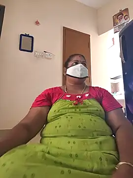 Snapshot of sreemamitha9 chatting on May 13, 10:11 am sreemamitha9 online show from May 13, 10:11 am
