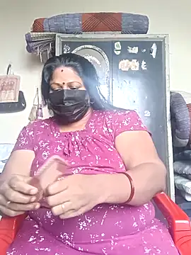 Snapshot of sreemamitha9 chatting on December 1, 5:30 am sreemamitha9 online show from December 1, 5:30 am