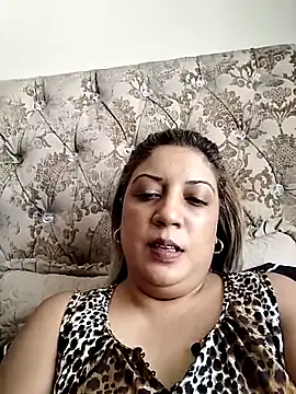 IndianLara online show from November 3, 9:35 am