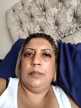 IndianLara online show from March 12, 1:04 pm