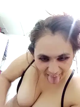 Snapshot of blanca24325 chatting on November 1, 5:47 am blanca24325 online show from November 1, 5:47 am