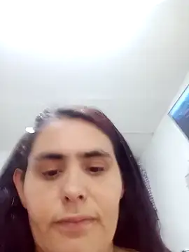 Snapshot of blanca24325 chatting on October 31, 5:42 pm blanca24325 online show from October 31, 5:42 pm