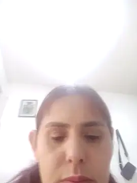 Snapshot of blanca24325 chatting on December 2, 7:15 pm blanca24325 online show from December 2, 7:15 pm