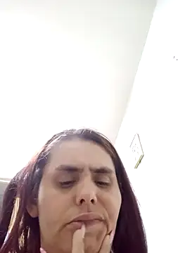 Snapshot of blanca24325 chatting on October 30, 8:23 am blanca24325 online show from October 30, 8:23 am