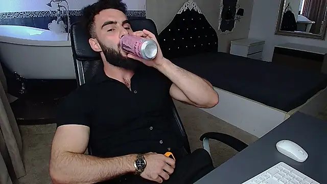 MicahLane online show from May 24, 5:07 am