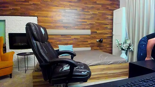 MicahLane online show from December 5, 5:50 am