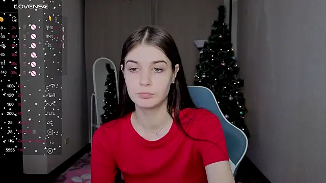 Snapshot of Ksarina chatting on December 14, 12:33 pm Ksarina online show from December 14, 12:33 pm