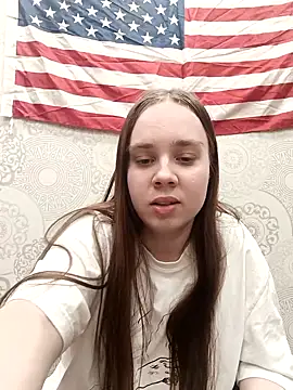 Snapshot of LunaDreeam chatting on November 23, 4:50 pm LunaDreeam online show from November 23, 4:50 pm