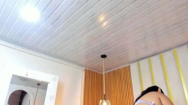 Hanna curvy  online show from October 30, 11:30 am