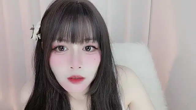 Snapshot of -zhuzhu-999- chatting on June 12, 10:18 pm -zhuzhu-999- online show from June 12, 10:18 pm