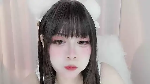 Snapshot of -zhuzhu-999- chatting on June 4, 6:34 pm -zhuzhu-999- online show from June 4, 6:34 pm