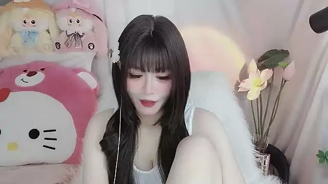 -zhuzhu-999- online show from April 23, 8:10 pm