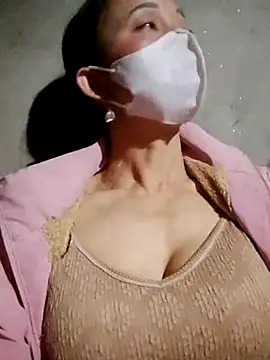 Snapshot of TRIEUTRIEU20 chatting on October 31, 12:46 pm TRIEUTRIEU20 online show from October 31, 12:46 pm