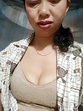 TRIEUTRIEU20 online show from March 28, 5:14 pm