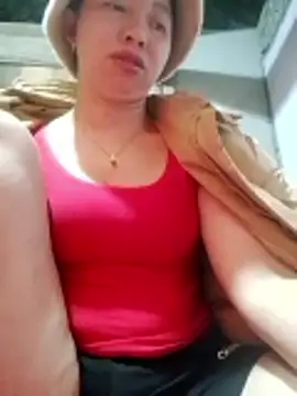 TRIEUTRIEU20 online show from February 28, 11:37 pm