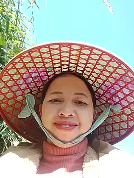 Snapshot of TRIEUTRIEU20 chatting on November 30, 2:34 am TRIEUTRIEU20 online show from November 30, 2:34 am