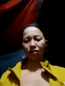 Snapshot of TRIEUTRIEU20 chatting on October 27, 12:17 pm TRIEUTRIEU20 online show from October 27, 12:17 pm