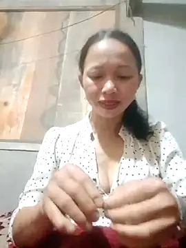 Snapshot of TRIEUTRIEU20 chatting on November 6, 12:31 pm TRIEUTRIEU20 online show from November 6, 12:31 pm