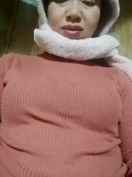 TRIEUTRIEU20 online show from February 14, 10:43 pm